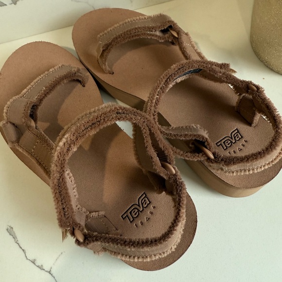 Teva Women's Midform Universal Sandals - Picture 6 of 8